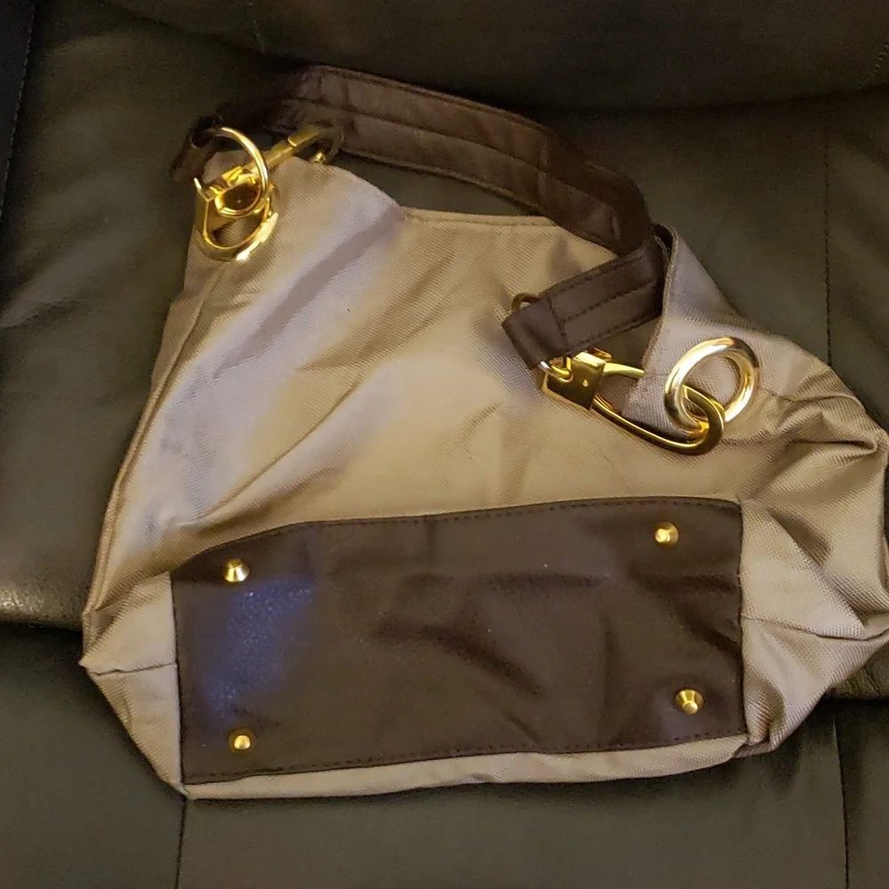 Large Purse - Picture 2 of 3